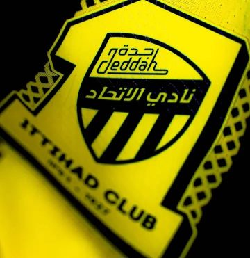 al-qadisiyah vs al-ittihad.. معلق مباراة الاتحاد والقادسية في دوري روشن السعودي 2025 والقنوات الناقلة والموعد