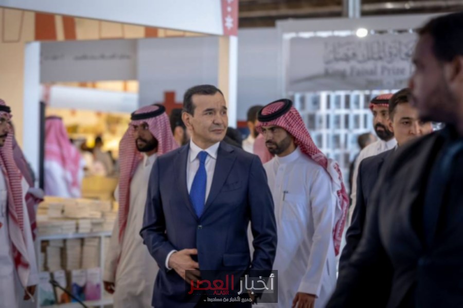 وزير الثقافة الأوزبكي يثني على معرض الرياض الدولي للكتاب ويبرز عمق العلاقات الثقافية بين البلدين