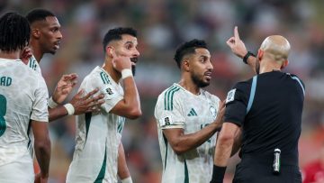 العويران يوجه رسائل نارية للاعبي السعودية قبل مواجهة العراق الحاسمة