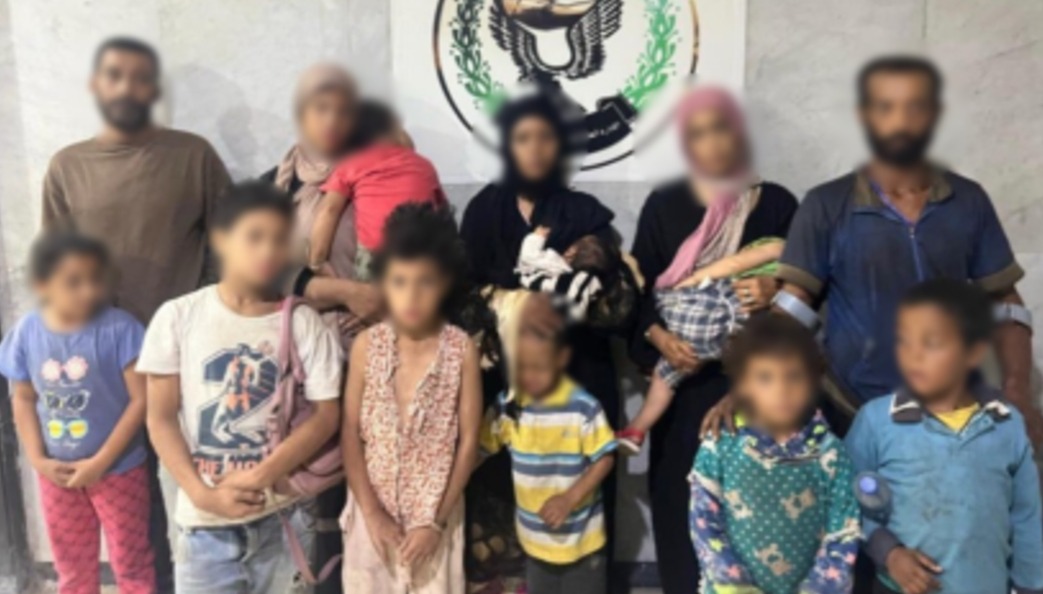 القبض على شبكة تستغل أطفال الشوارع في التسول وبيع السلع في القاهرة مع 27 حدثًا