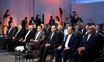 رئيس الوزراء يسلط الضوء على الأداء الاقتصادي ومشروعات التطوير في الشركة القابضة للأدوية | تعرف على التفاصيل