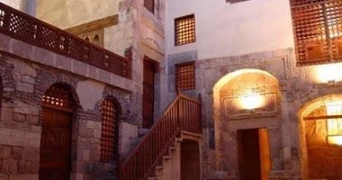 فرقة الورشة المسرحية تحتفل بذكرى 38 عامًا من الإبداع في بيت الشعر العربي