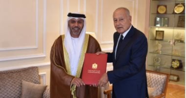 السفير حمد الزعابي يسلم أوراق اعتماده سفيرًا للإمارات لدى القاهرة