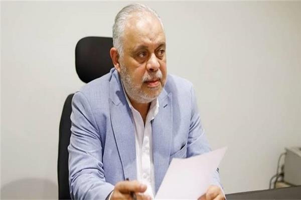 أشرف زكي يعلن عدم ترشحه مجددًا لرئاسة نقابة المهن التمثيلية