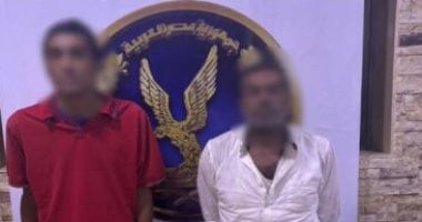 شرطة القاهرة تعتقل لص الهواتف بعد تداول فيديو يفضح جريمته