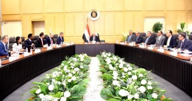كامل الوزير يلتقي بوفد البنك الدولي لبحث تعزيز لوجستيات التجارة بين القاهرة والإسكندرية