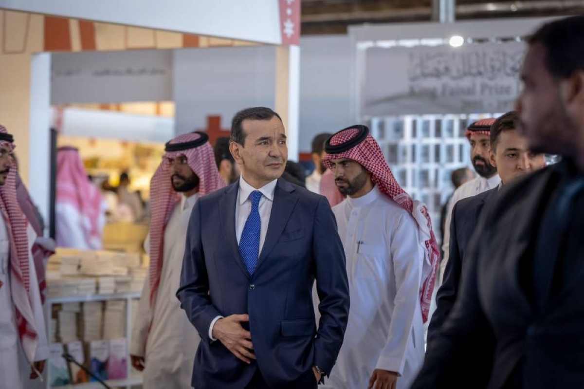 وزير الثقافة الأوزبكي يشارك في معرض الرياض الدولي للكتاب