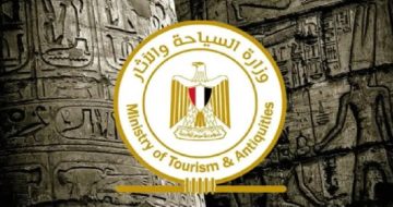 اختفاء لوحة أثرية في مصر يثير جدلا واسعاً: الاتهامات تتصاعد
