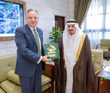 أمير الرياض يستقبل السفير اليوناني في المملكة ويبحث سُبل تعزيز العلاقات