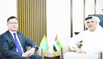 علي الأحمد يرحب بسفير كازاخستان في زيارة رسمية