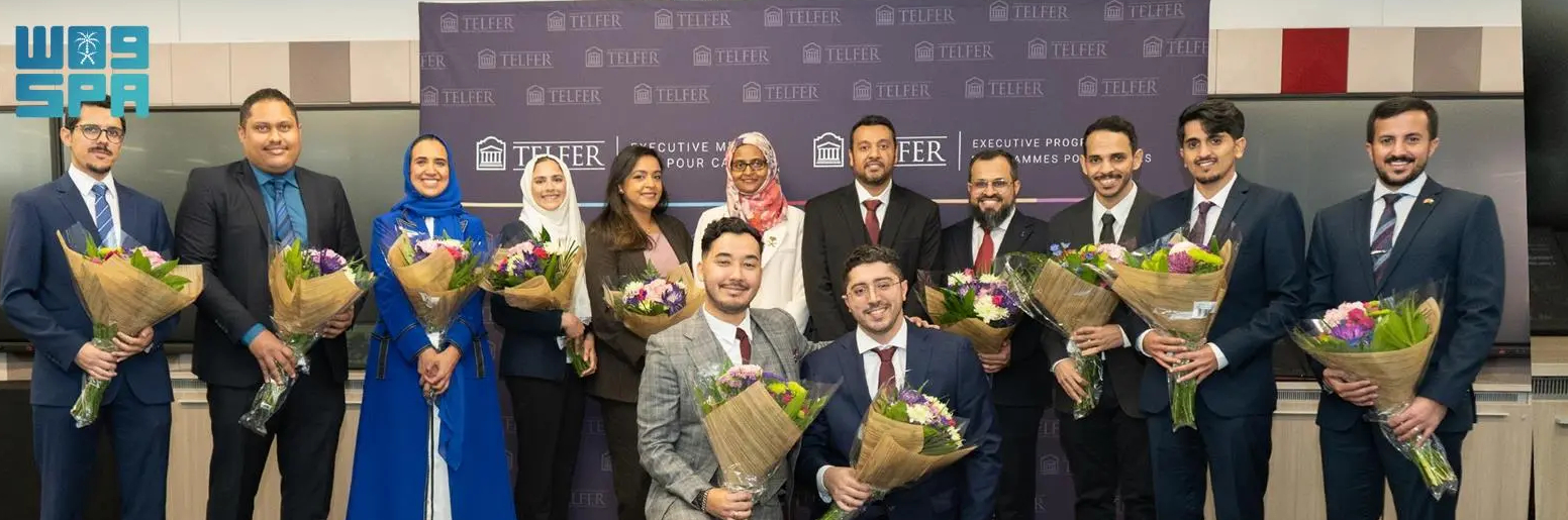 جريدة الرياض: دفعة جديدة من الأطباء السعوديين تتخرج من برنامج القيادة المتقدمة للرعاية الصحية