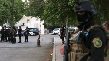 سيطرة بغداد تمنع عملية تزوير وترصد 5 متهمين بحوزتهم 50 بطاقة انتخابية