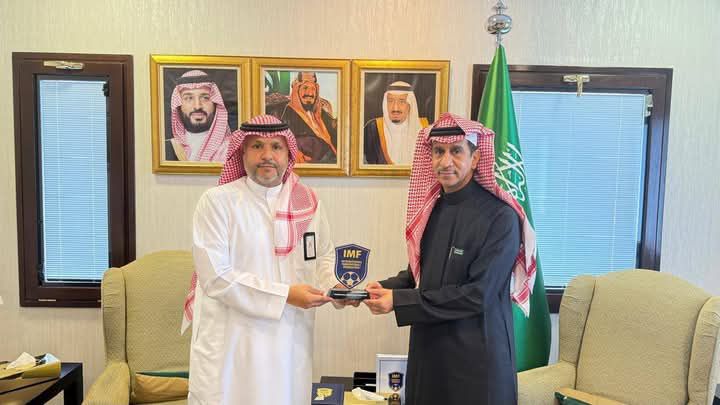 السفارة السعودية في تونس تستضيف رئيس الاتحاد الدولي لكرة القدم المصغّرة