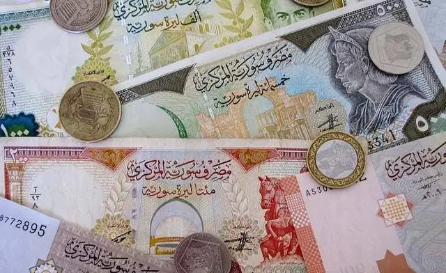 سعر الدولار امام الليرة السورية.. هل يمكن أن تتعافى الليرة السورية؟ تحليل عميق لما وراء أرقام الصرف اليومية