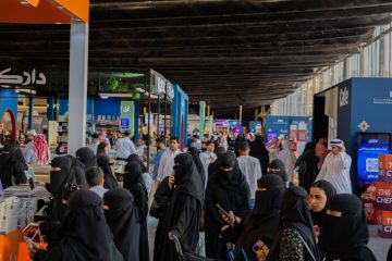 دارة الملك عبدالعزيز تقدم ندوات علمية مميزة في معرض الرياض الدولي للكتاب 2025