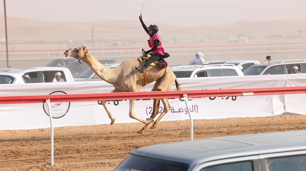 انطلاق مهرجان العين للهجن: الخاطري يحقق «الناموس» في ختام البطولة