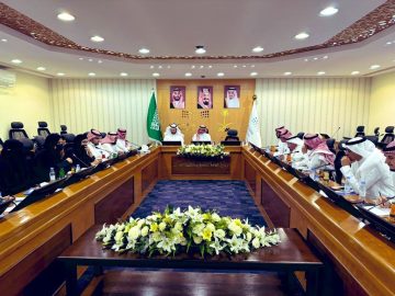 تعليم الطائف يستعرض مستوى الانضباط المدرسي ويحدد سُبل تحسينه