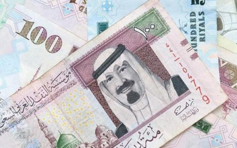 تحديث سعر الريال السعودي الأحد: ما هو الرقم المسجل في البنك الأهلي؟