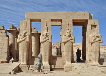 اكتشاف أكبر 10 دول عربية تتصدر قائمة إيرادات السياحة في عام 2024