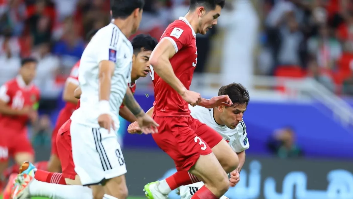 العراق يحقق فوزاً مثيراً على إندونيسيا ويتحدى السعودية في سباق التأهل لكأس العالم