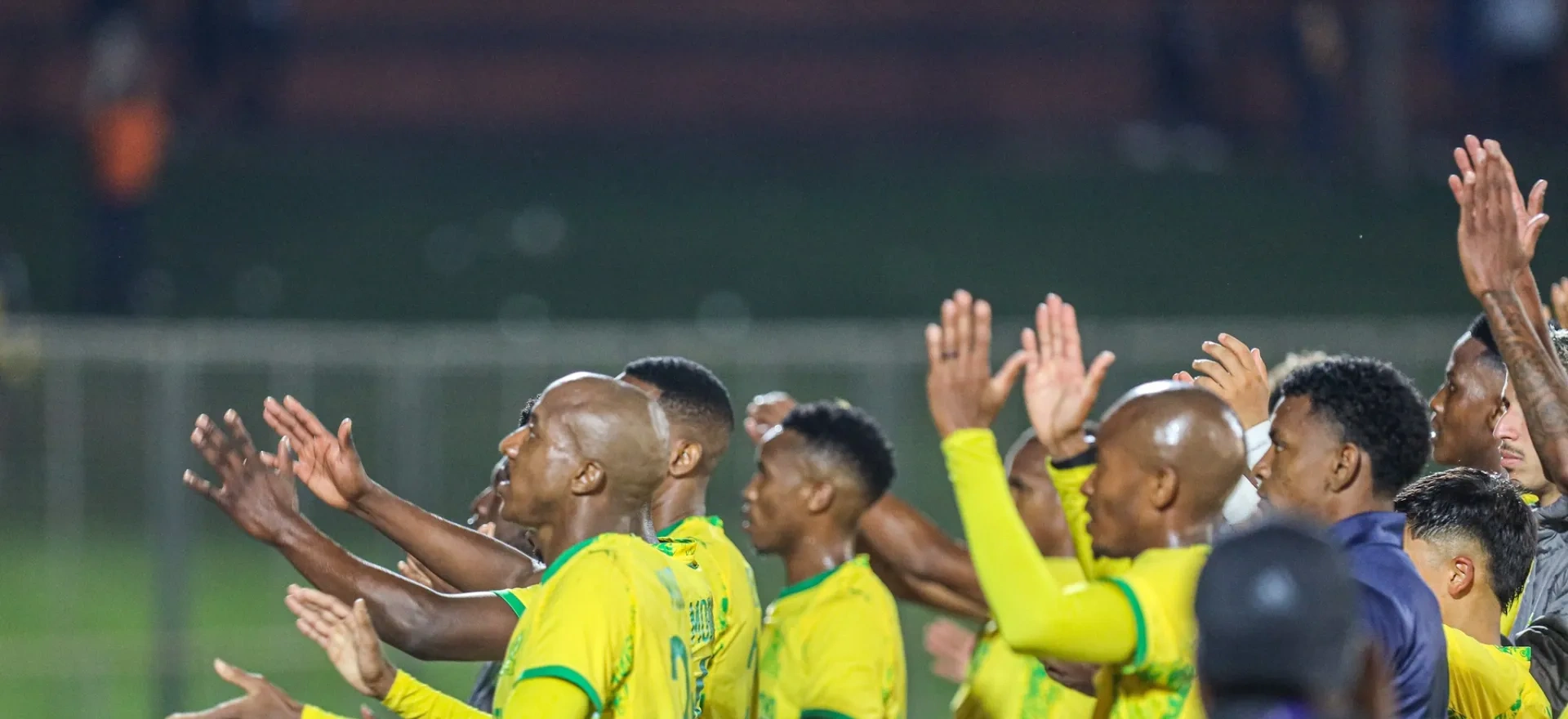 تابع ناوز كيفية مشاهدة مباراة الترجي وصن داونز في افريقيا caf africa