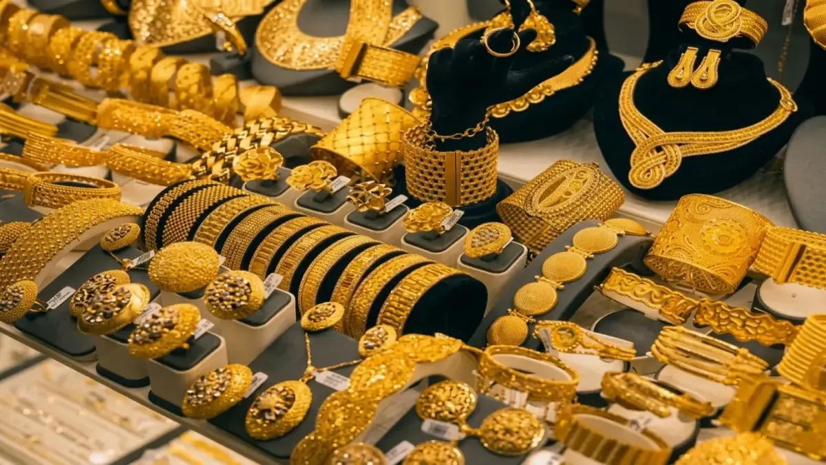 أسعار الذهب في مصر تثير القلق بشكل غير مسبوق… 6900 جنيه هو الرقم الحاسم لمستقبل أموالك.